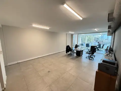 Oficina Monoambiente con 2 baños