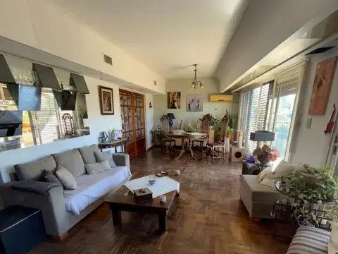 Departamento en Venta de 5 ambientes