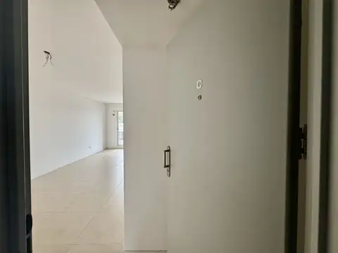 Departamento en Venta en Santos Lugares, USD 68.500