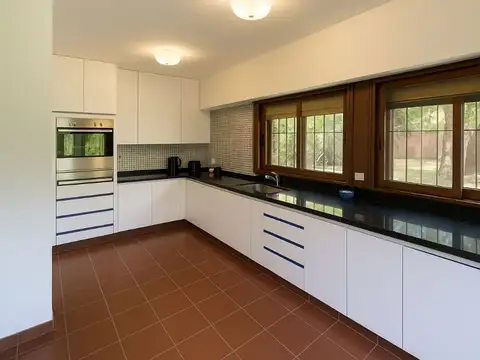 Casa en Venta al Oeste