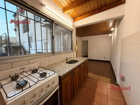 Depto Tipo Casa en Alquiler de 1 dormitorio