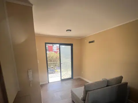 Departamento en Alquiler en Punta Mogotes, $ 600.000