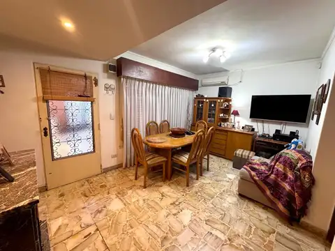 Casa en Venta en Mataderos, USD 155.000