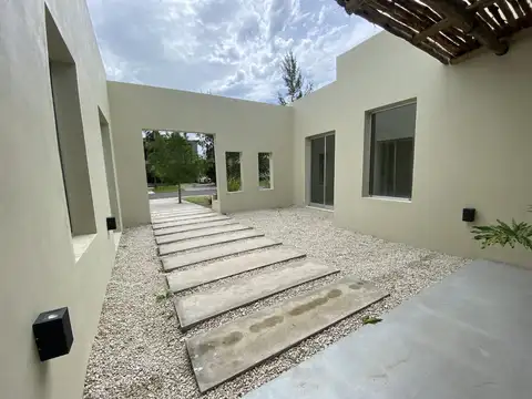 Casa Barrio El Naudir Escobar Venta con Renta