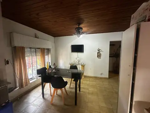 Casa en venta, 2 dormitorios en Canning (E. Echeverria), oportunidad
