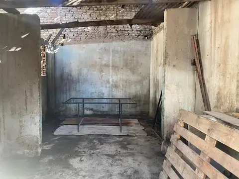 VENTA DE CASA TRES AMBIENTES EN JOSE C PAZ