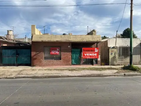 VENTA DE CASA TRES AMBIENTES EN JOSE C PAZ