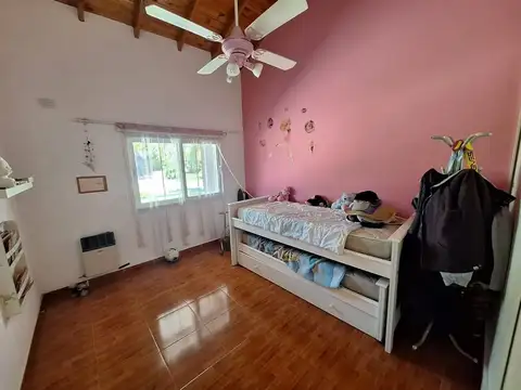 Casa 6 ambientes con 3 baños