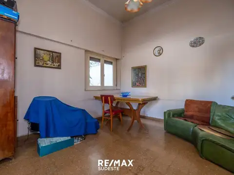 Depto Tipo Casa en Venta 61 años