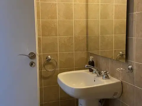 ALQUILER TEMPORAL BELÉN DE ESCOBAR CENTRO