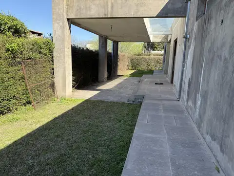Casa en venta  en Parque Sakura, Exaltación de la Cruz, GBA Norte - 6 Ambientes