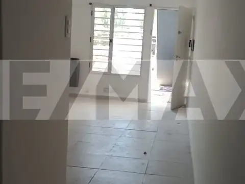 Depto Tipo Casa en Venta de 1 dormitorio