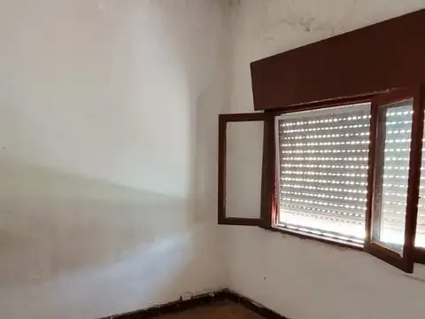 Terreno en Venta en Villa Luzuriaga, USD 83.000