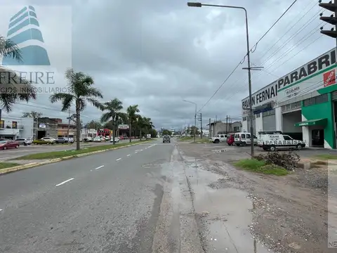 TERRENO COMERCIAL RUTA 8 - Av. José E. Uriburu 400