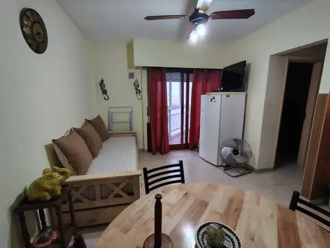 Departamento 2 ambientes con 10 baños