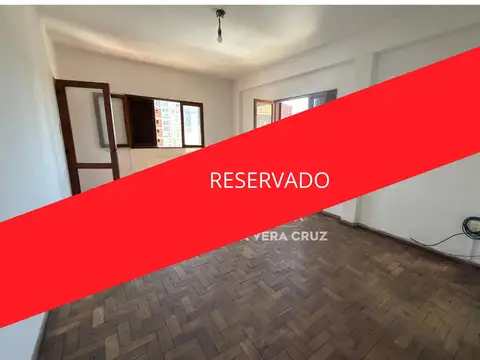 OPORTUNIDAD! Departamento 1 dormitorio en barrio sur.