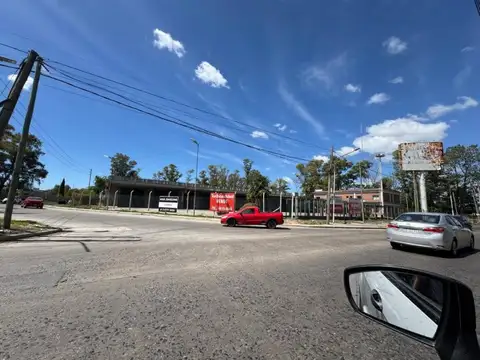 Galpon en Alquiler 80  mts Fondo