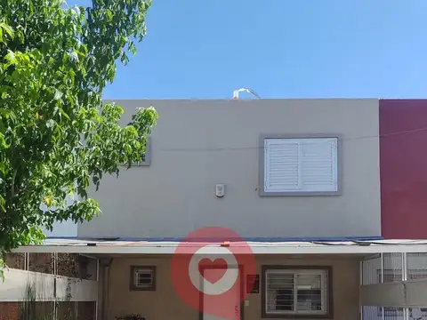 Depto Tipo Casa en Alquiler de 3 dormitorios
