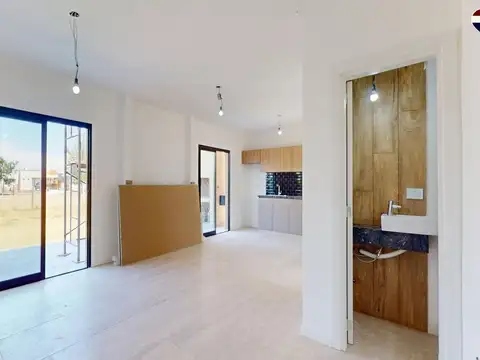 Casa 4 ambientes con 1 baño