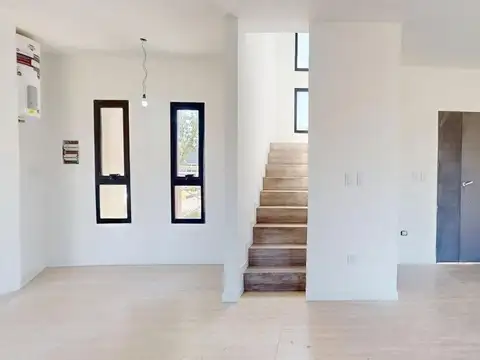 Casa en Venta en Laguna Azul, USD 134.999