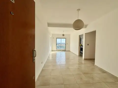 Departamento en Alquiler en Caseros, $ 420.000