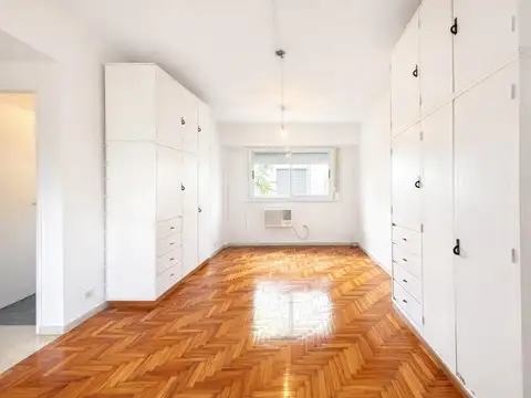 JORGE NEWBERY 2996 - 1 AMB. LATERAL MUY LUMINOSO!