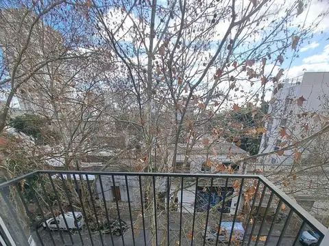 VENTA MONOAMBIENTE AL FRENTE 35M2 SAENZ PEÑA