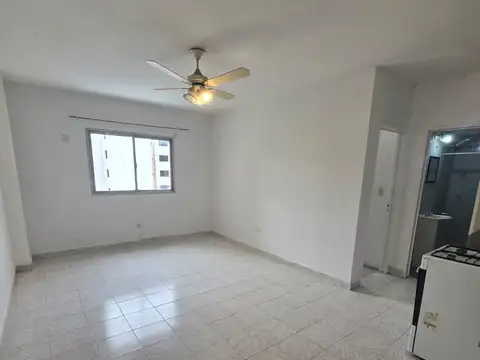 Departamento en Alquiler en Villa Luro, $ 650.000