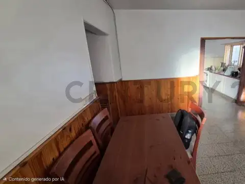 Casa 2 ambientes con 1 baño