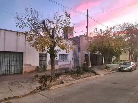 Lote de 215m² en Villa Emilia, Godoy Cruz