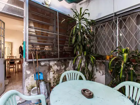 Depto Tipo Casa en Venta en Abasto, USD 83.000