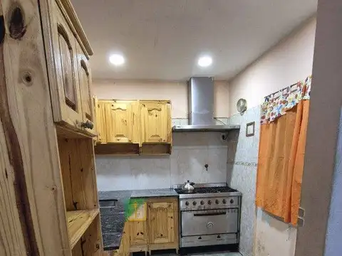 Venta - Casa - 4 ambientes - Villa Ballester