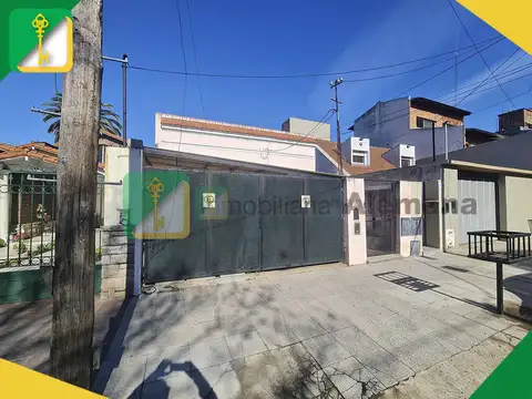 Venta - Casa - 4 ambientes - Villa Ballester