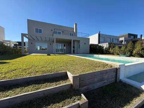 Casa en Costas Puertos