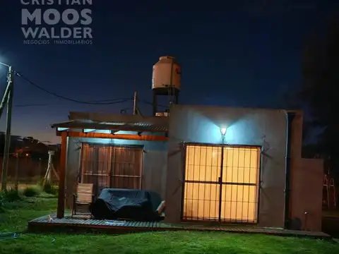 Casa en Alquiler con 1 cochera