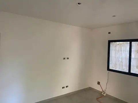 Depto Tipo Casa en Venta 50 años