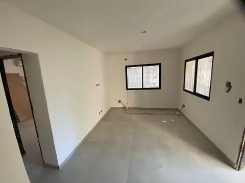 Depto Tipo Casa en Venta en Boulogne, USD 95.000