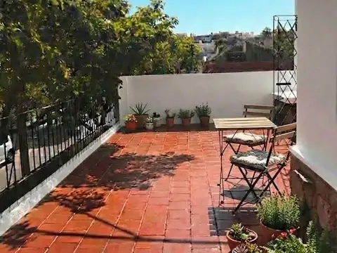Casa en Venta con 5 cocheras