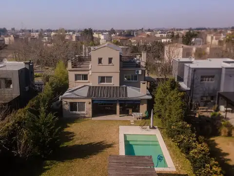 Boulevard de Todos los Santos 100