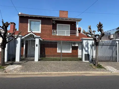 Casa en venta en Ramos Mejia