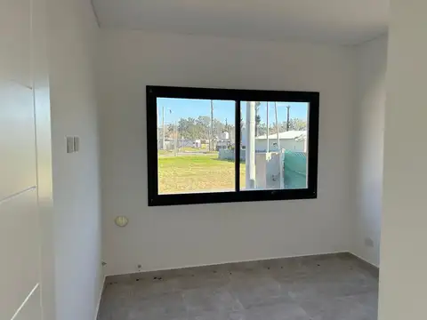 VENTA  CASA 3 AMBIENTES DEL VISO PILAR