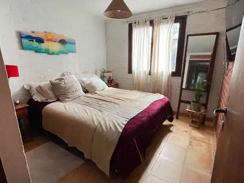 Depto Tipo Casa en Venta con 1 cocheras