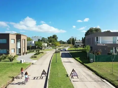 Terreno en Arana