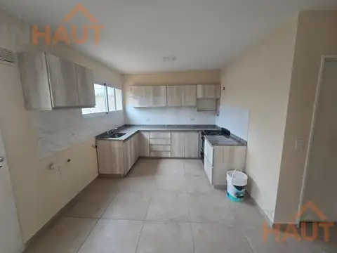 Depto Tipo Casa en Venta 2 años