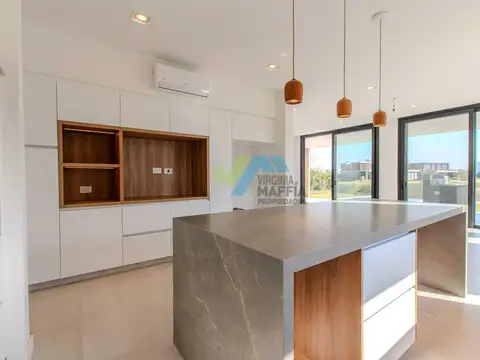 Casa en Alquiler al Noroeste