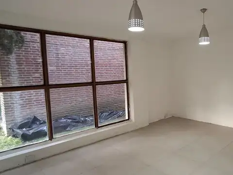 Casa 5 ambientes con 4 baños