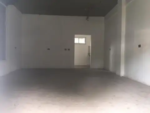 Local en Alquiler en Tigre Centro, USD 550