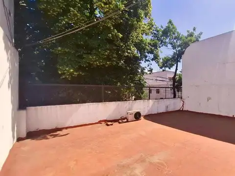 Depto Tipo Casa en Alquiler de 3 ambientes