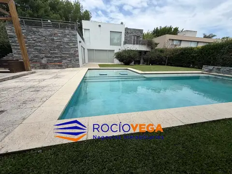 Casa en Venta de 5 dormitorios