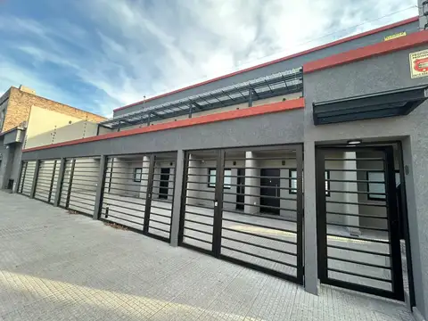 Alquila Departamento 2 Ambientes a Estrenar- Patio- Garaje